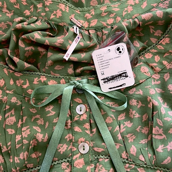 Free People Easy to Love Set Skirt Crop Top Skirt Set Green Floral NWT - Picture 14 of 17